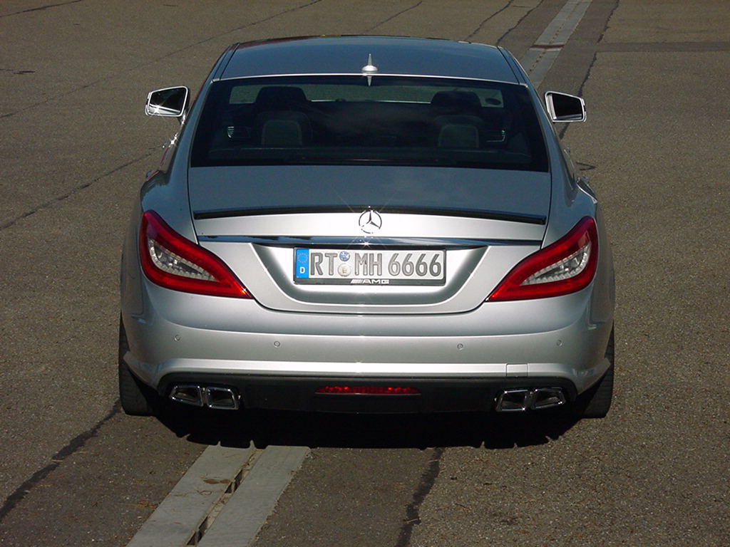 CLS W218 AMG 63 Sportendrohre