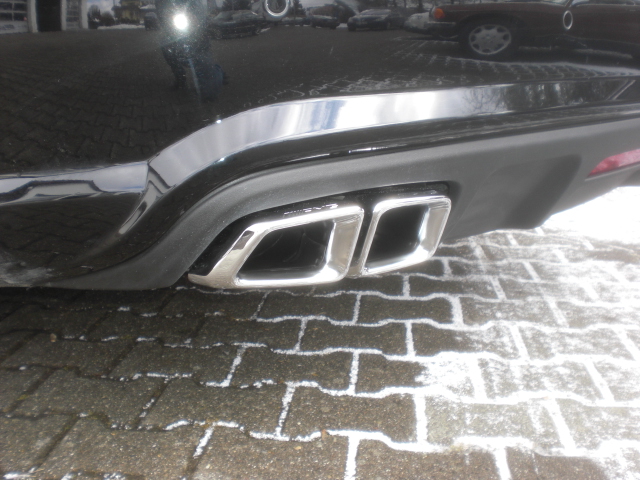 CLS W218 AMG 63 Sportendrohre