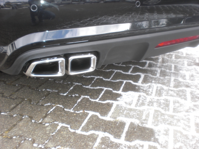 CLS W218 AMG 63 Sportendrohre