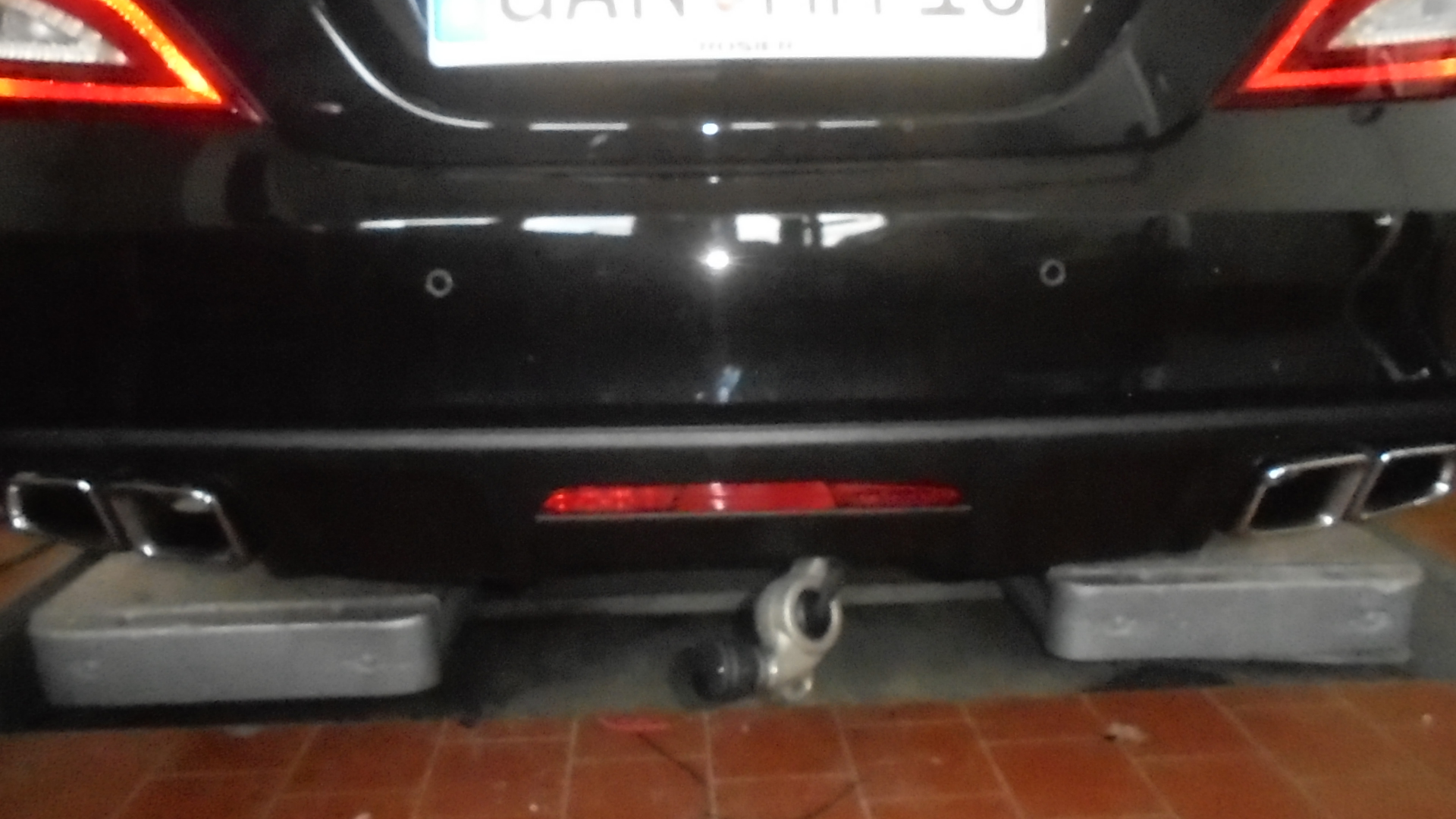 CLS W218 AMG 63 Sportendrohre