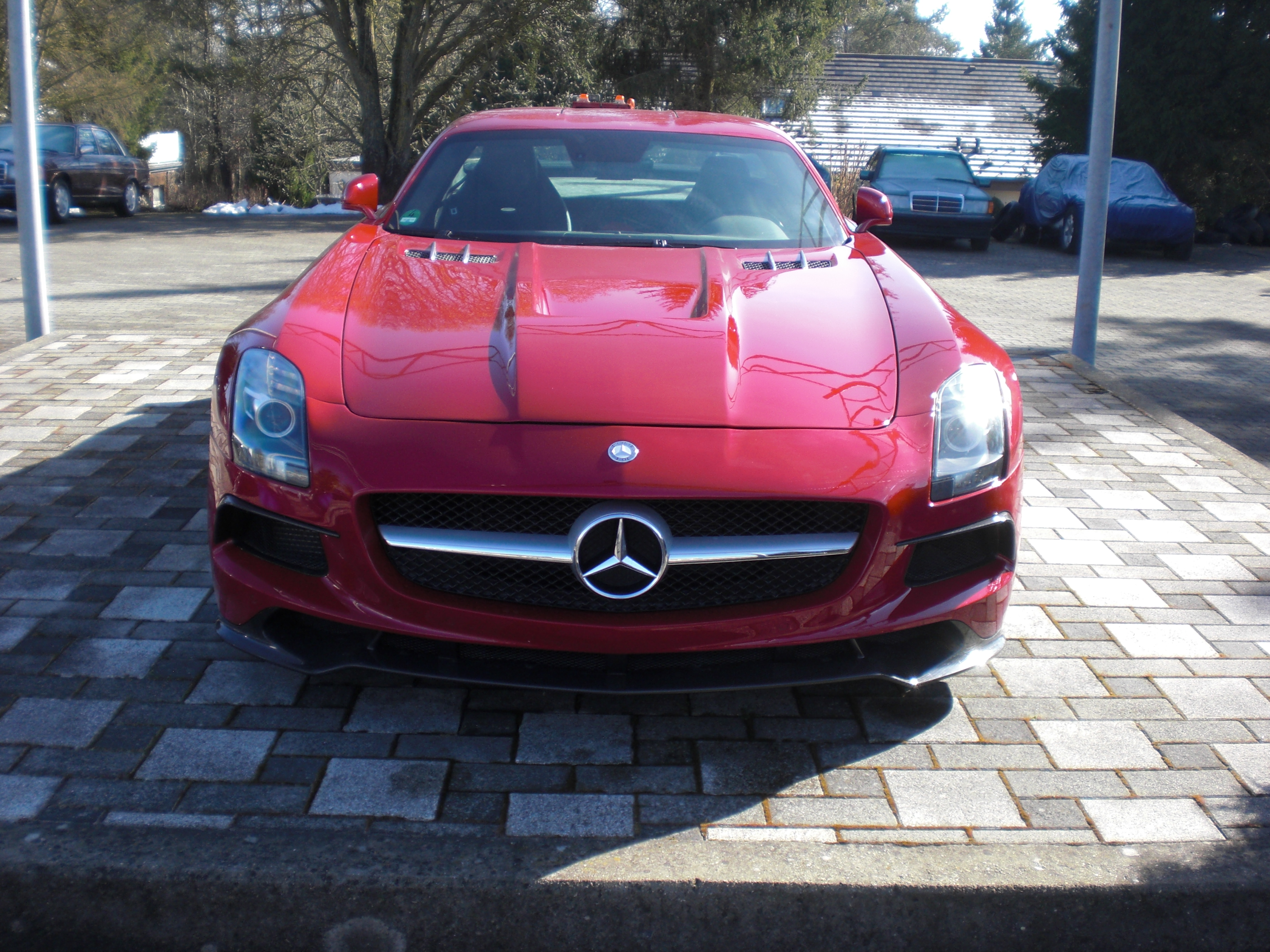 SLS C197 Coupe, Roadster, Black Series Look auf der Basis des Serien SLS. Keine Karosseriebearbeitung notwendig. Jederzeit r&uuml;ckr&uuml;stbar. G&ouml;ckel Performance 