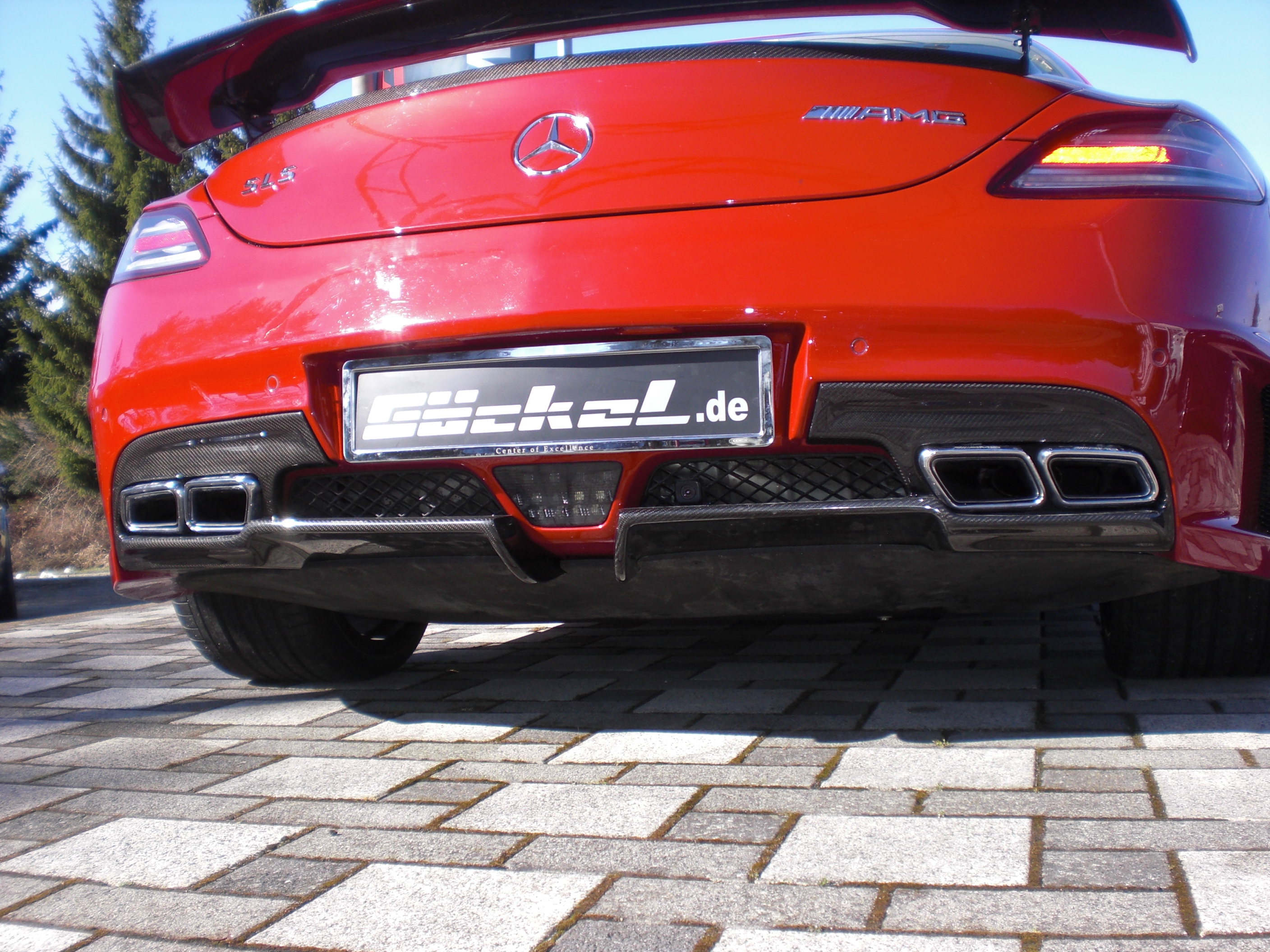 SLS C197 Coupe, Roadster, Black Series Look auf der Basis des Serien SLS. Keine Karosseriebearbeitung notwendig. Jederzeit r&uuml;ckr&uuml;stbar. G&ouml;ckel Performance 