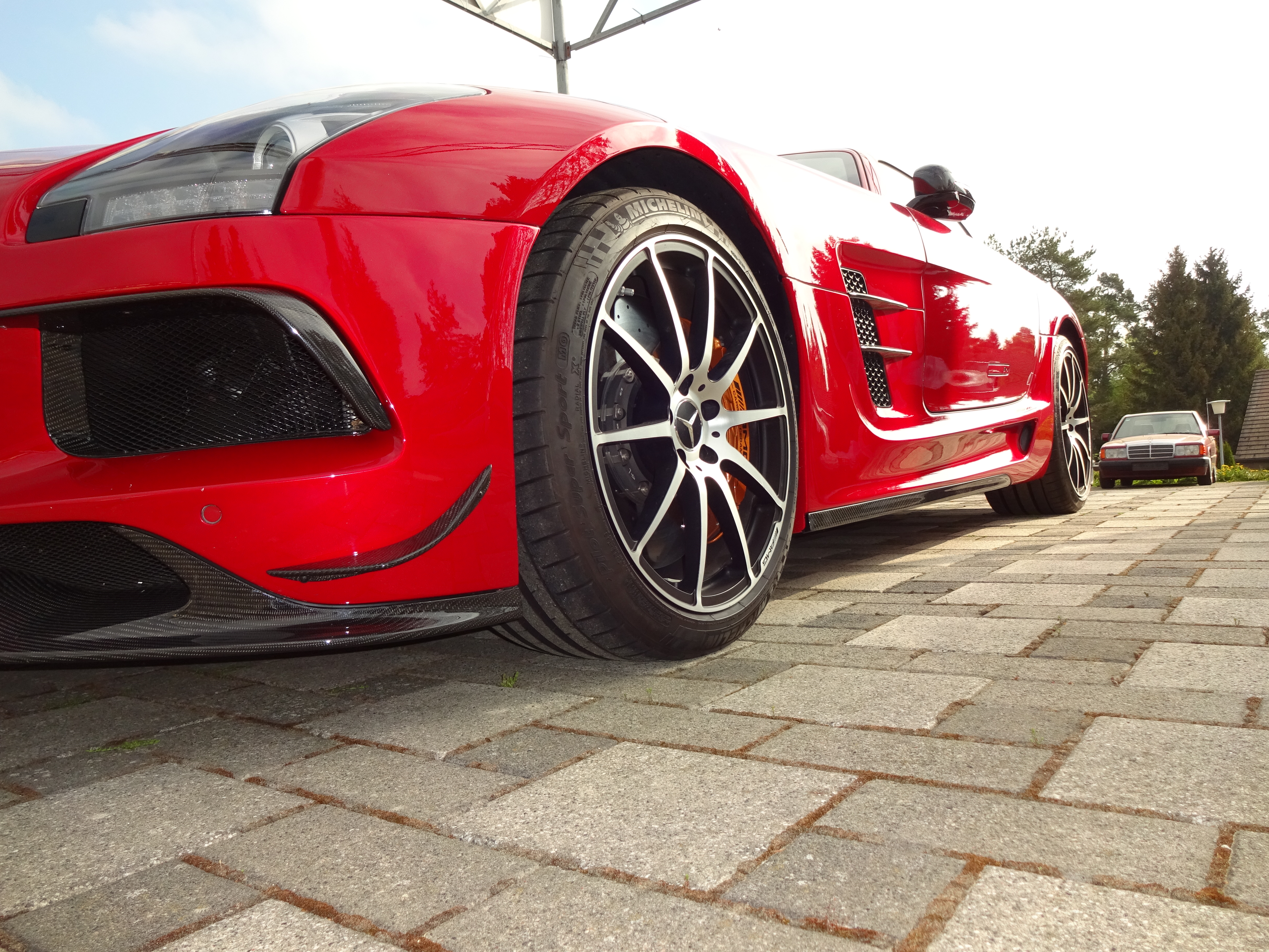 SLS C197 Coupe, Roadster, Black Series Look auf der Basis des Serien SLS. Keine Karosseriebearbeitung notwendig. Jederzeit r&uuml;ckr&uuml;stbar. G&ouml;ckel Performance 