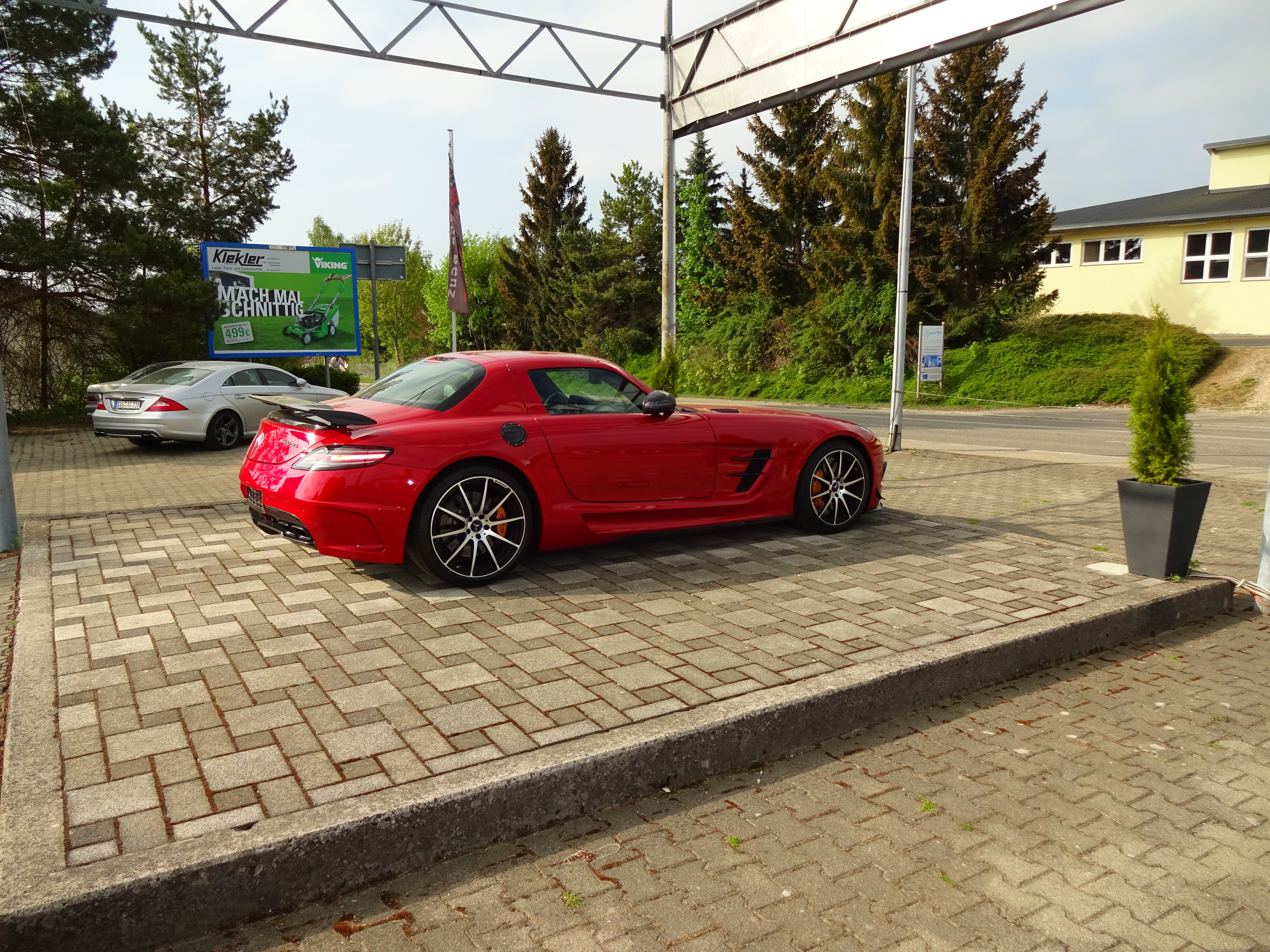 SLS C197 Coupe, Roadster, Black Series Look auf der Basis des Serien SLS. Keine Karosseriebearbeitung notwendig. Jederzeit r&uuml;ckr&uuml;stbar. G&ouml;ckel Performance 